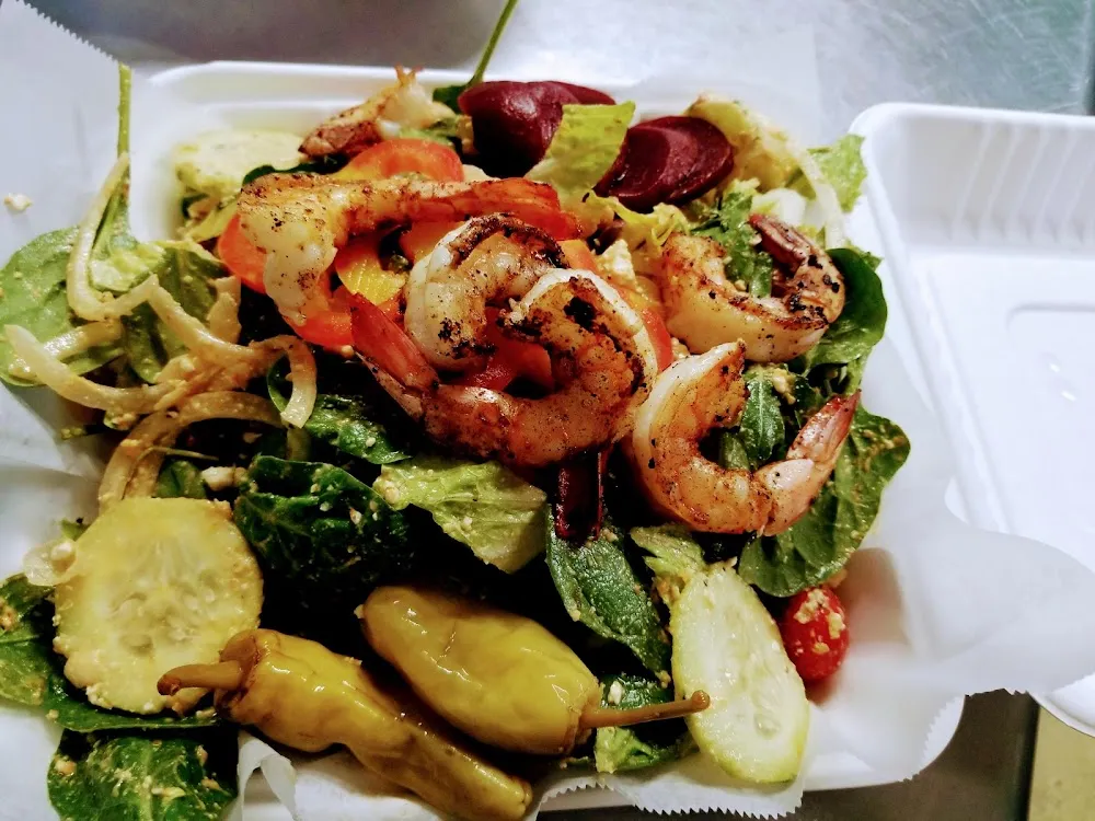 Greek Salad w Shrimp